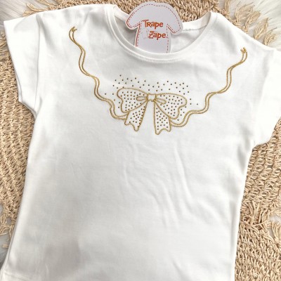 Conj. Blusa Off Laço Dourado e Shorts Saia Areia